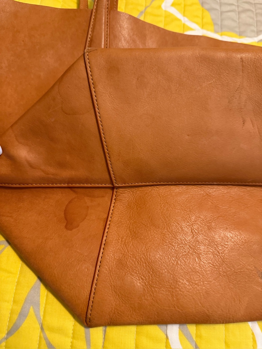 Mansur Gavriel Large Everyday Tote Bag + Zip Pouch | Italian Leather | Tan/Cuoio - Picture 3 of 13
